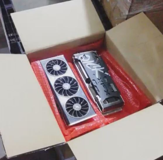 Производитель XFX пойман в Китае на попытке провезти более 5000 видеокарт
