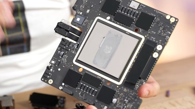 Блогер разобрал Mac Studio и изучил чип M1 Ultra — он огромный